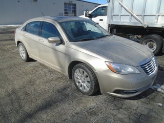 2014 Chrysler 200 4dr Sdn LX