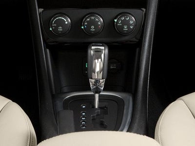 2014 Chrysler 200 4dr Sdn LX