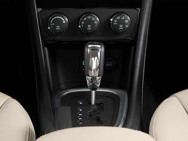 2014 Chrysler 200 4dr Sdn LX