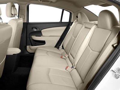 2014 Chrysler 200 4dr Sdn LX