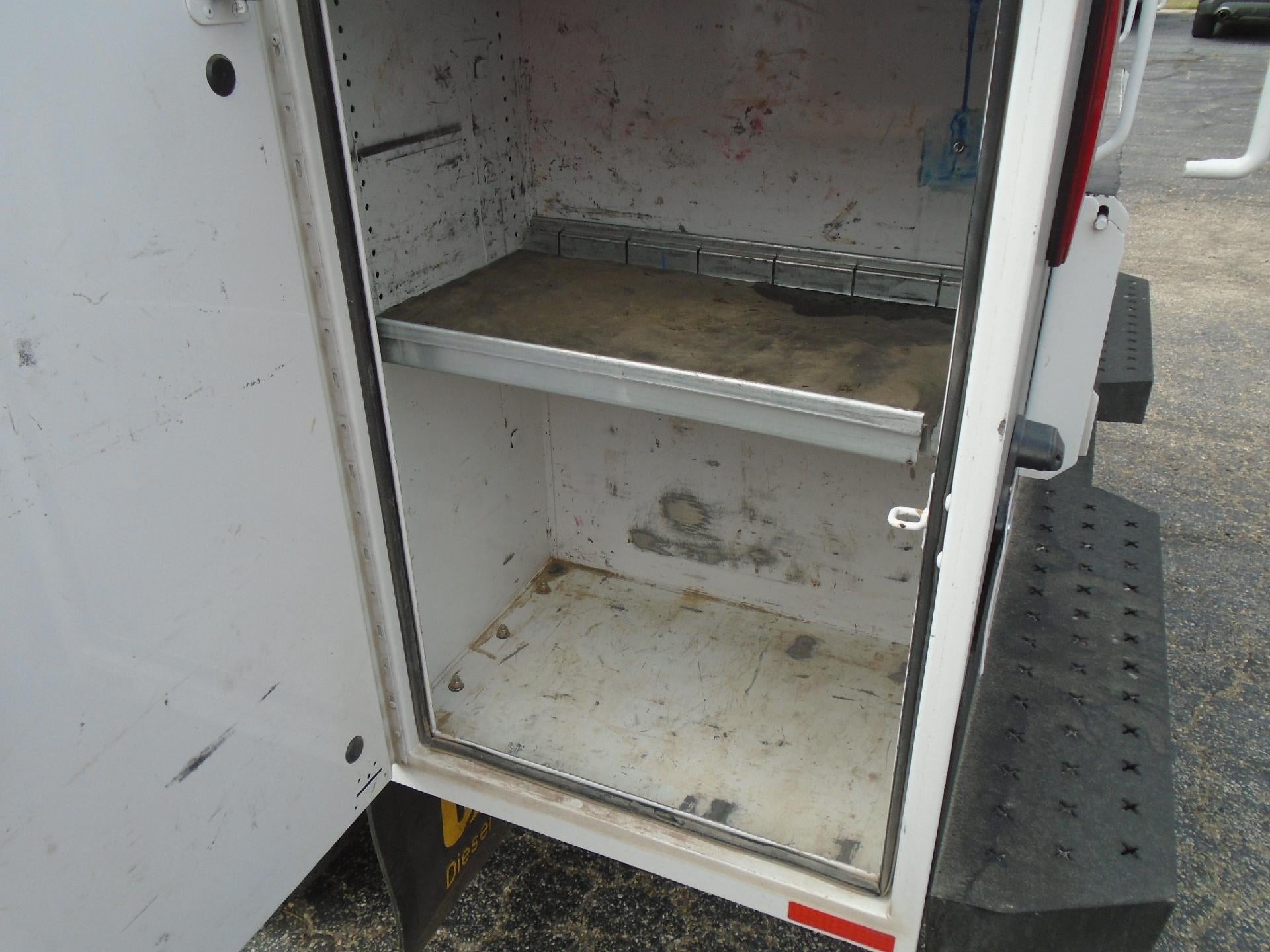 2021 Ford Super Duty F-350 DRW XL 4WD Crew Cab 179" WB 60" CA