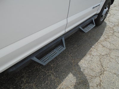 2021 Ford Super Duty F-350 DRW XL 4WD Crew Cab 179" WB 60" CA