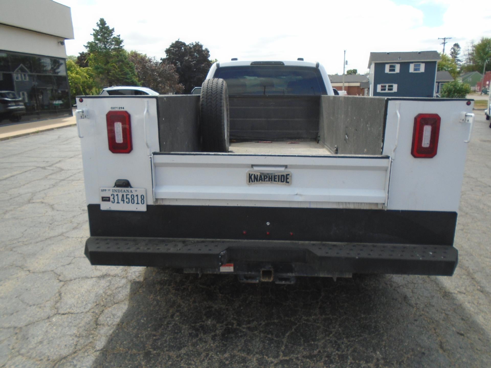 2021 Ford Super Duty F-350 DRW XL 4WD Crew Cab 179" WB 60" CA