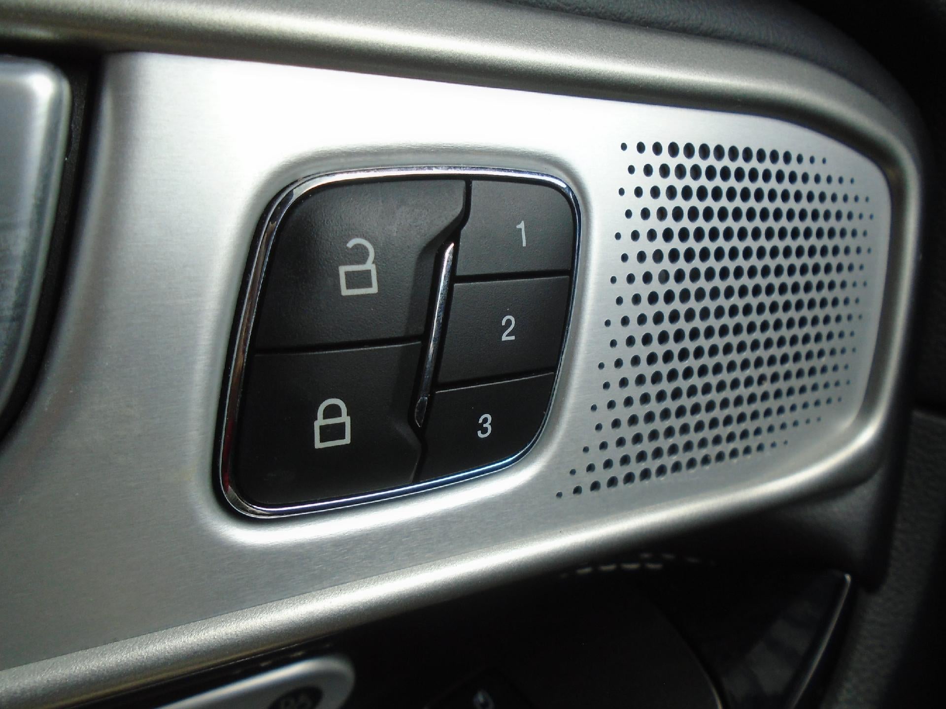 2023 Ford Explorer ST 4WD