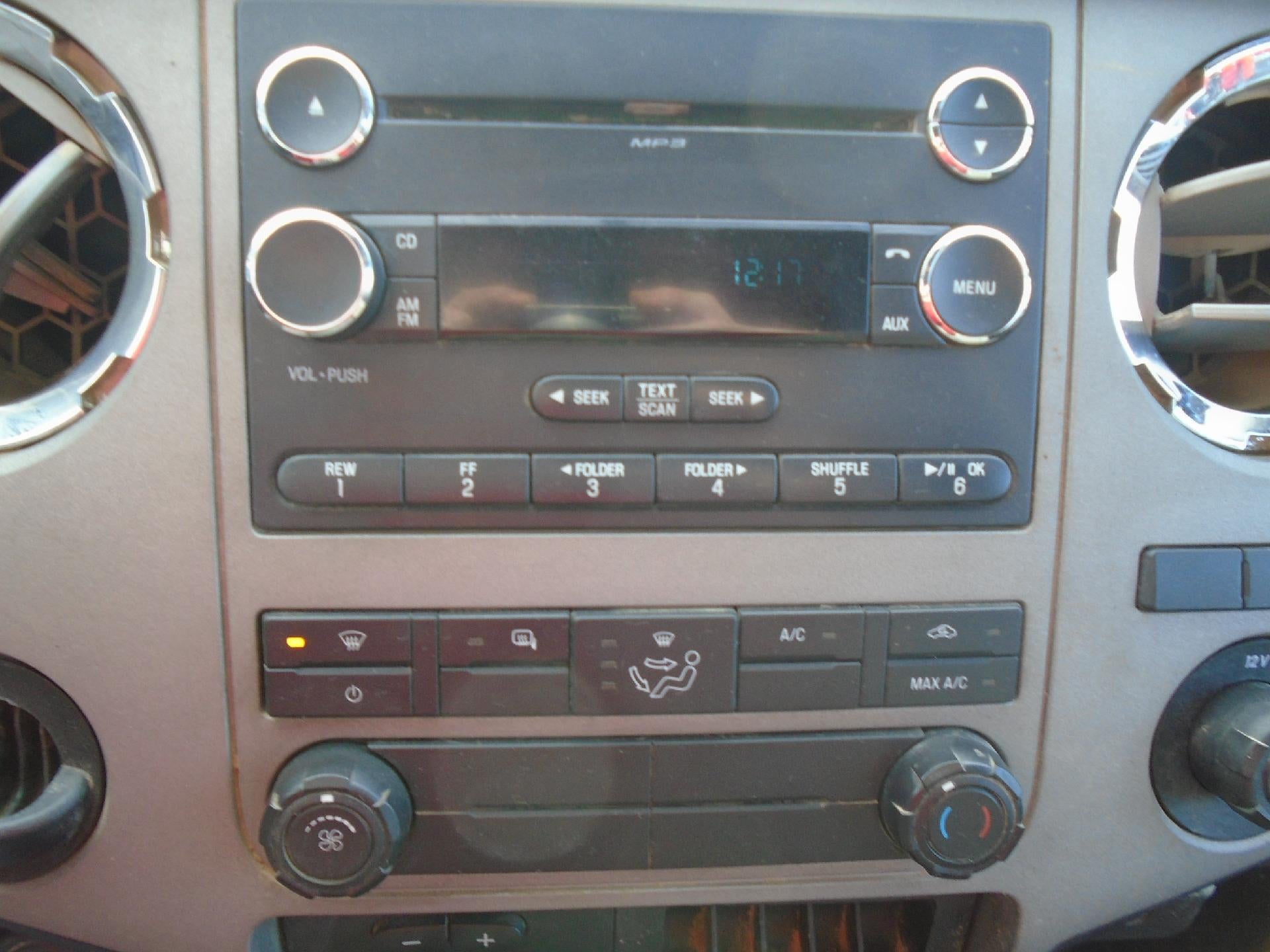 2013 Ford Super Duty F-250 SRW 4WD Crew Cab 6-3/4 Ft Box XLT