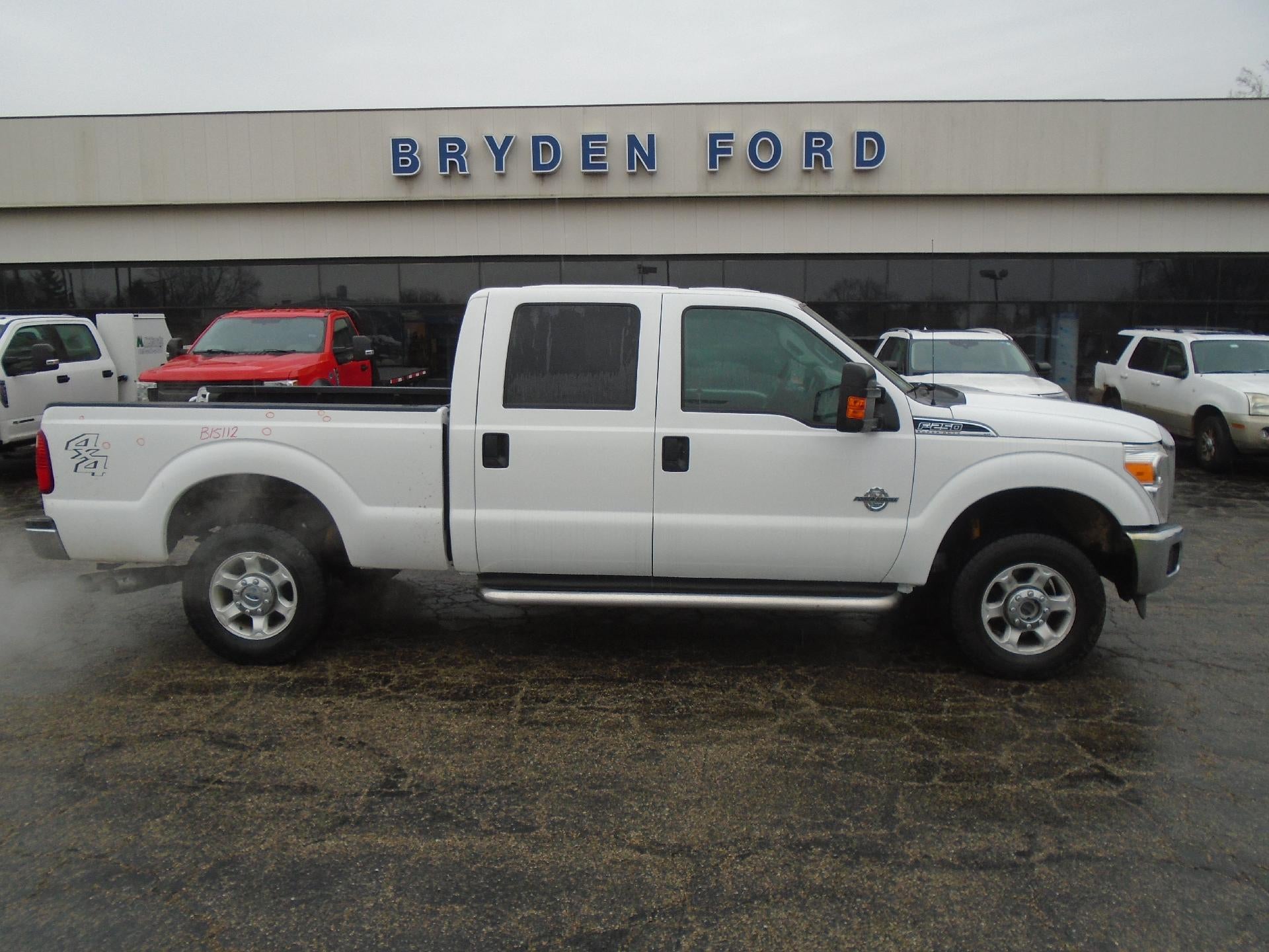 2013 Ford Super Duty F-250 SRW 4WD Crew Cab 6-3/4 Ft Box XLT