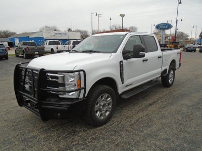 2023 Ford Super Duty F-250 SRW XLT 4WD Crew Cab 6.75' Box
