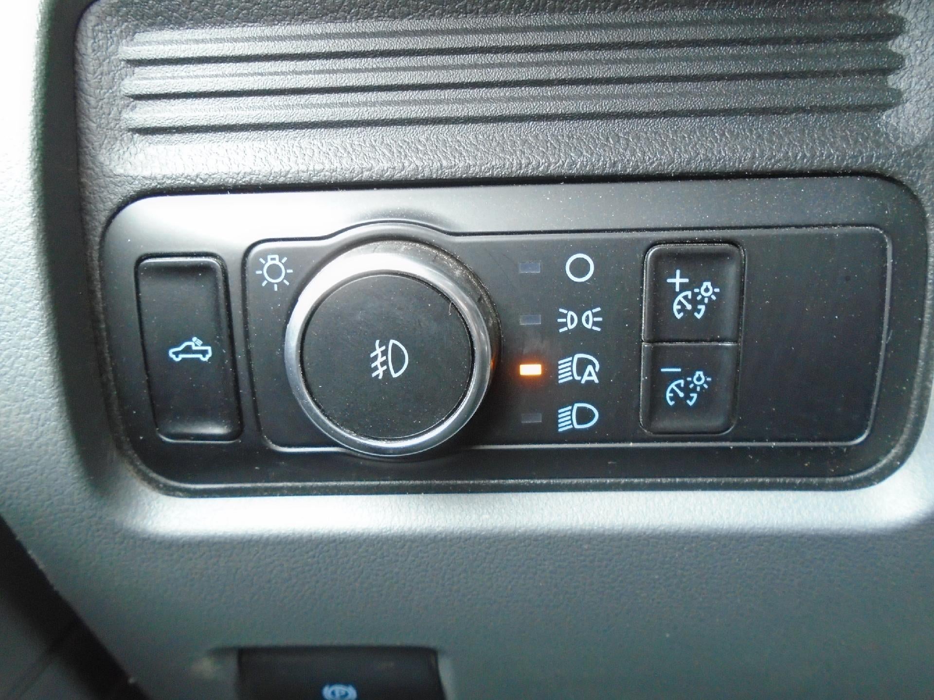 2023 Ford Super Duty F-250 SRW XLT 4WD Crew Cab 6.75' Box