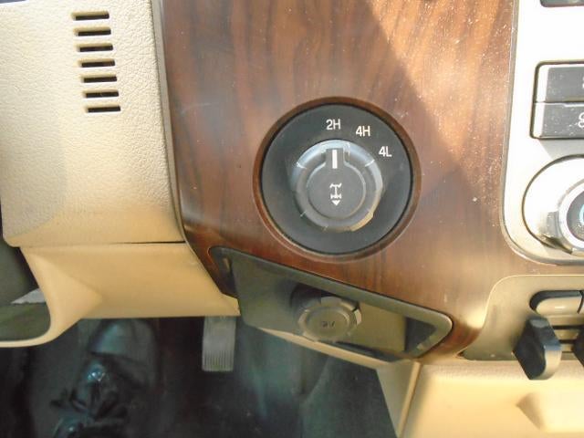 2012 Ford Super Duty F-350 SRW 4WD Crew Cab 6-3/4 Ft Box Lariat