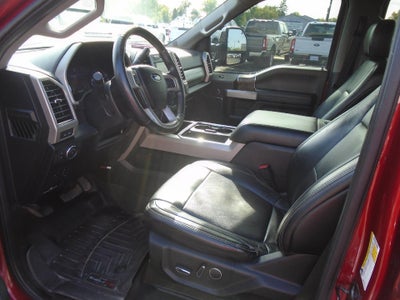 2019 Ford Super Duty F-350 SRW LARIAT 4WD Crew Cab 6.75' Box