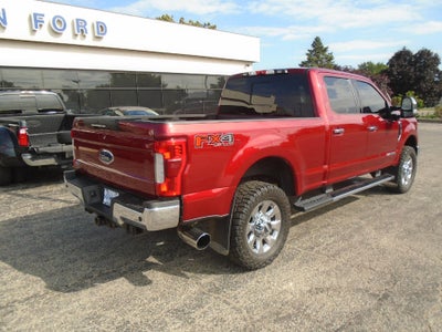 2019 Ford Super Duty F-350 SRW LARIAT 4WD Crew Cab 6.75' Box