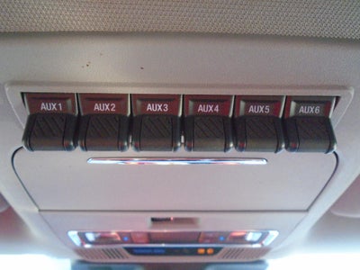 2023 Ford Super Duty F-350 SRW LARIAT 4WD Crew Cab 6.75' Box