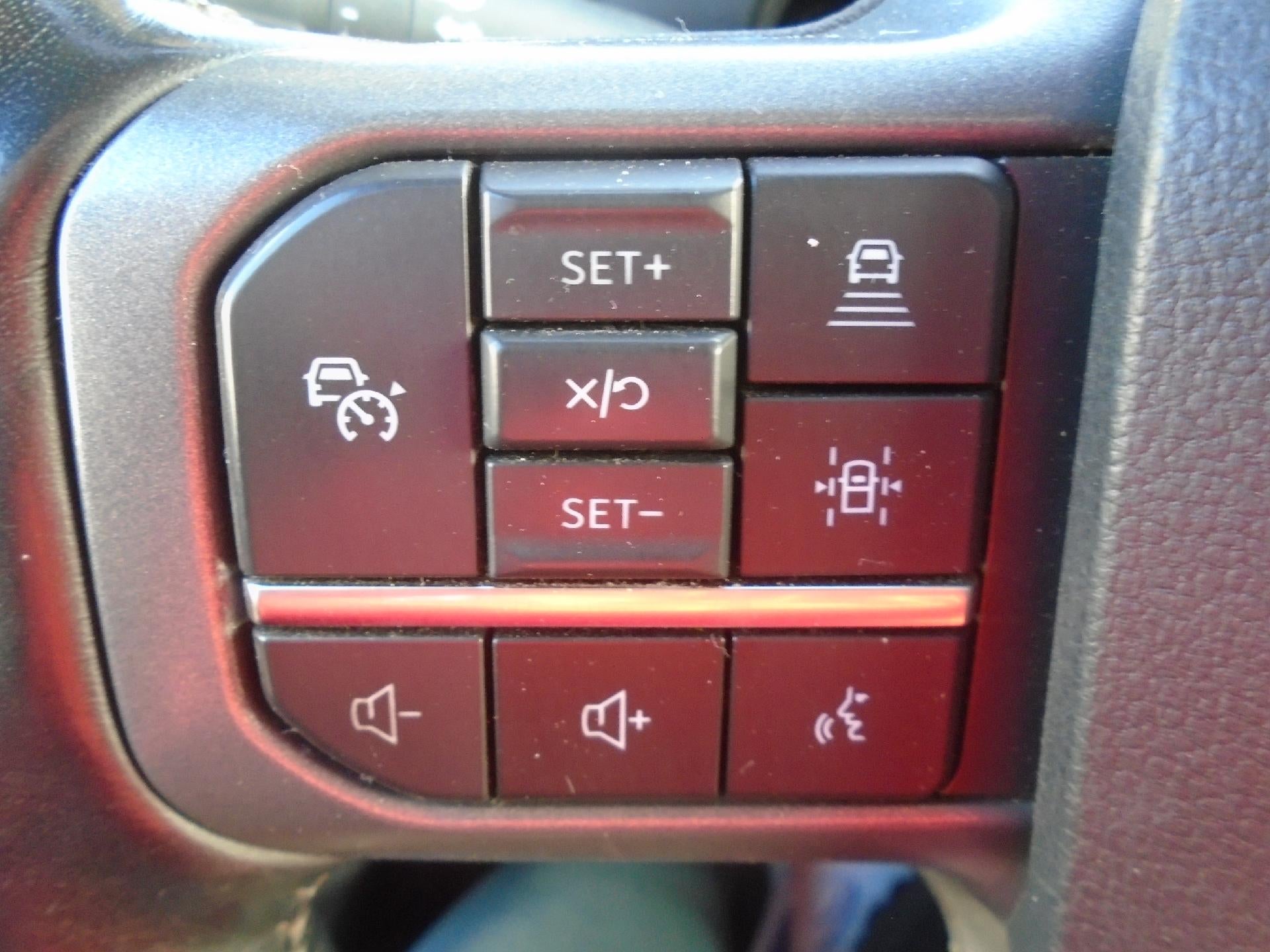 2023 Ford Super Duty F-350 SRW LARIAT 4WD Crew Cab 6.75' Box