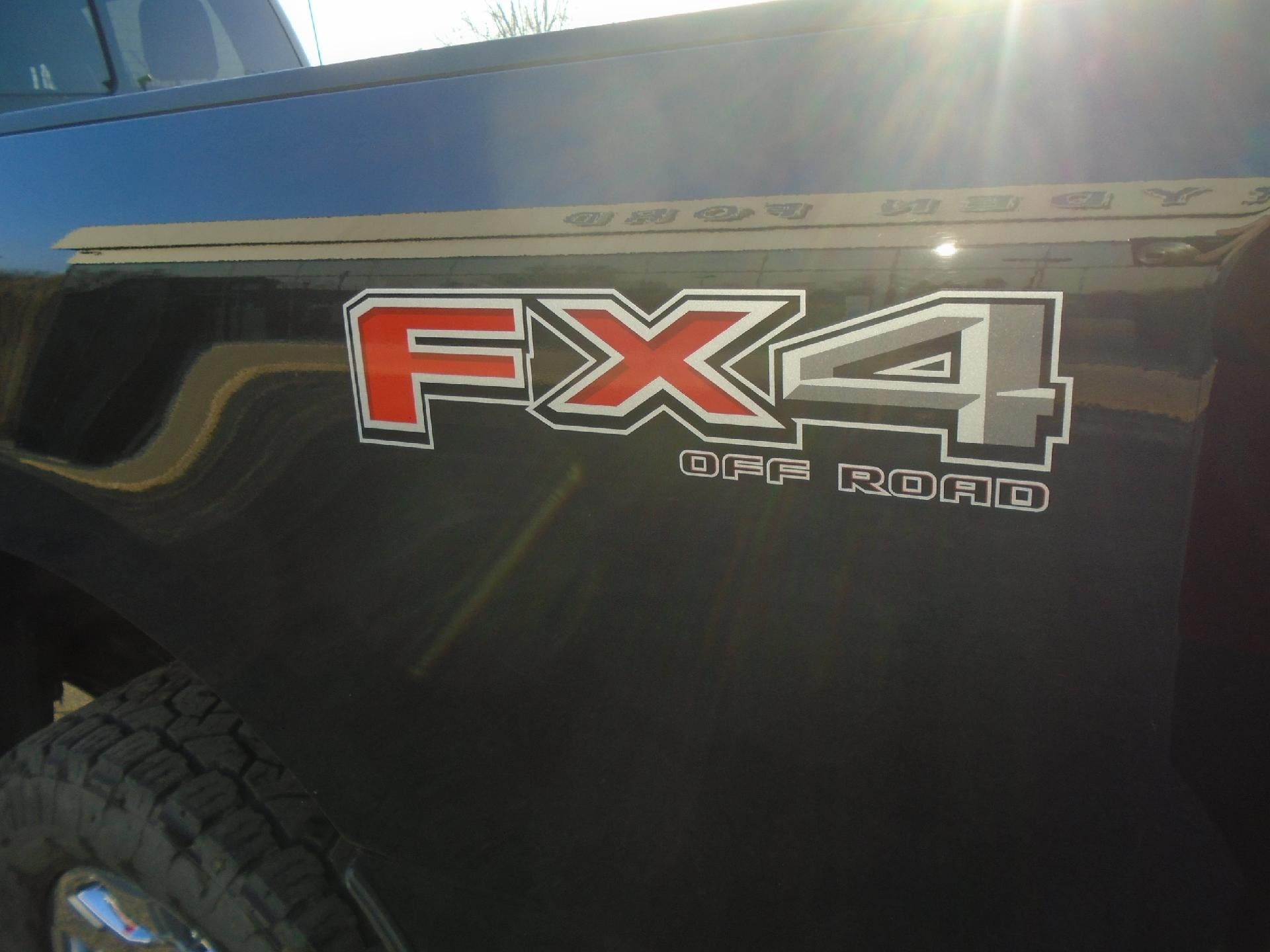 2023 Ford Super Duty F-350 SRW LARIAT 4WD Crew Cab 6.75' Box