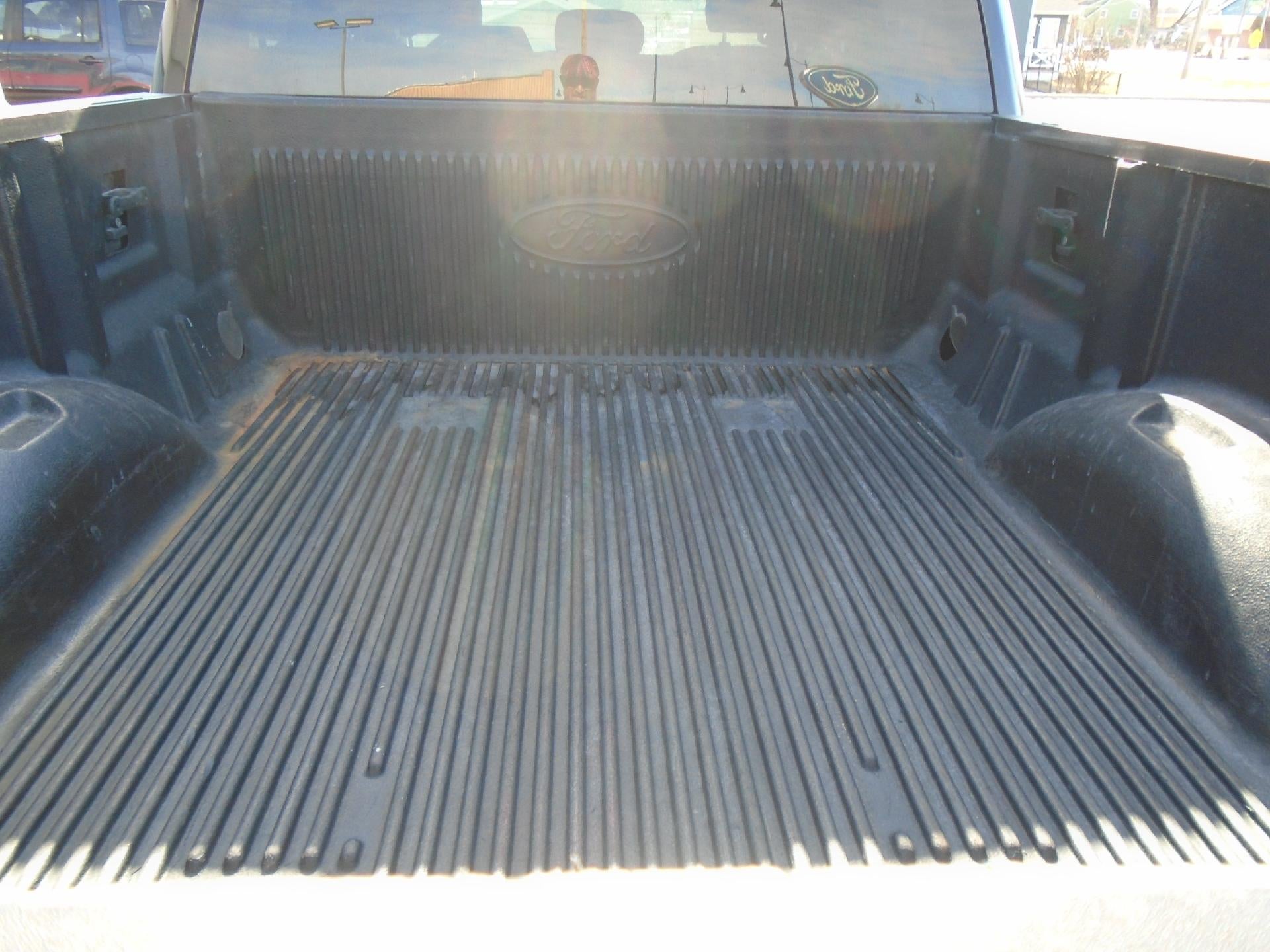 2015 Ford F-150 4WD SuperCrew 6-1/2 Ft Box XLT w/HD Payload Pkg