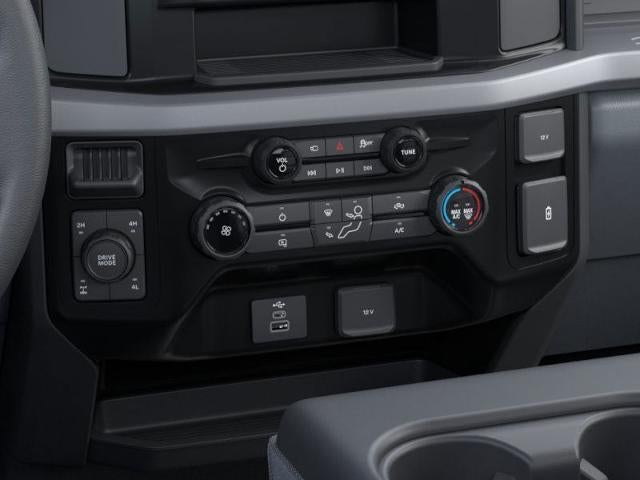 2025 Ford Super Duty F-350 SRW XLT 4WD Reg Cab 8' Box