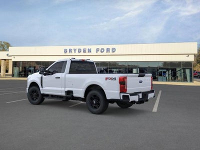 2025 Ford Super Duty F-350 SRW XLT 4WD Reg Cab 8' Box