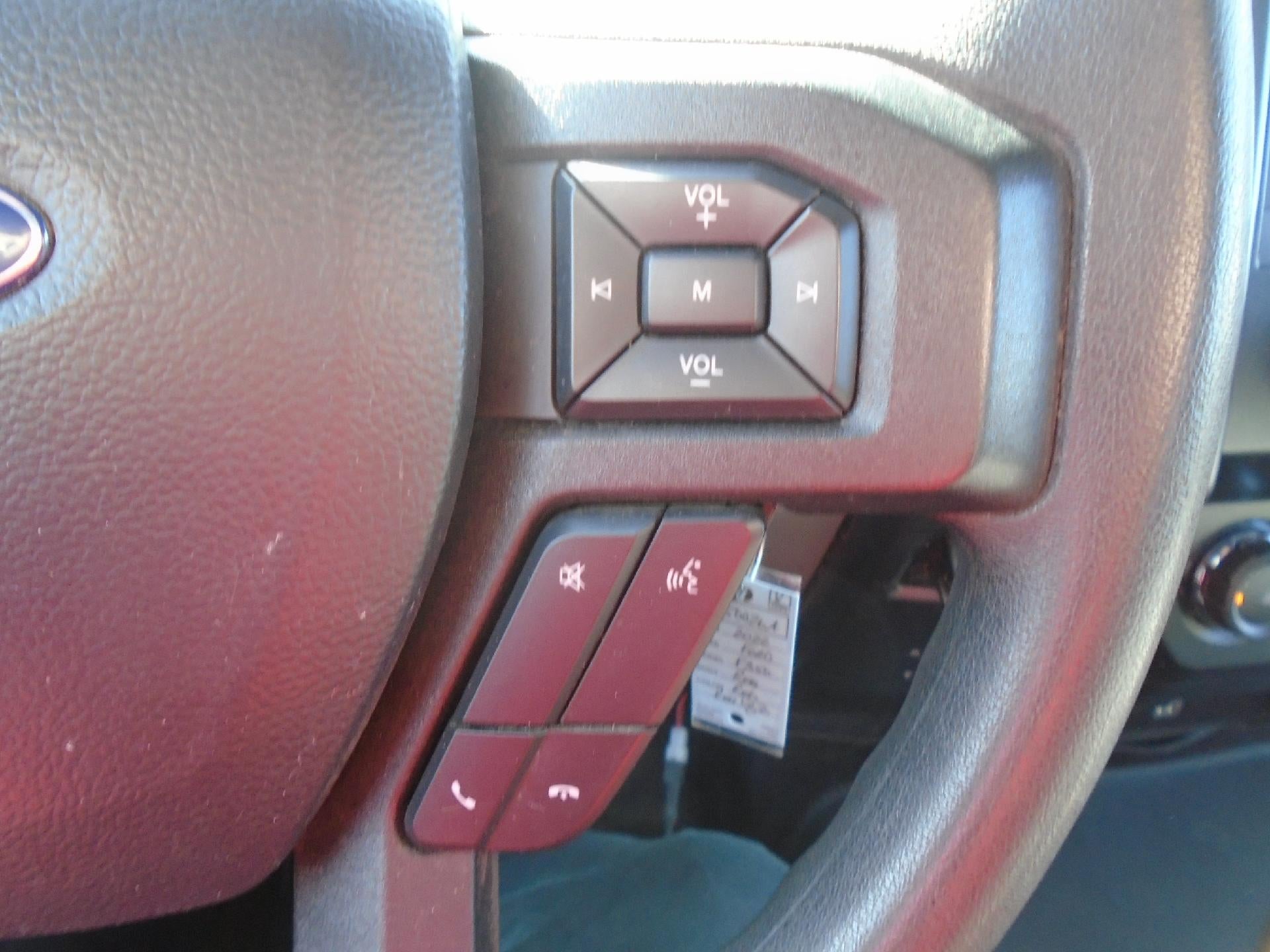 2022 Ford Super Duty F-350 SRW XLT 4WD Reg Cab 8' Box