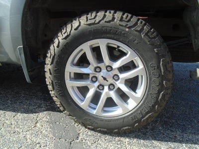 2022 Chevrolet Silverado 1500 LTD Crew Cab Short Box 4-Wheel Drive RST