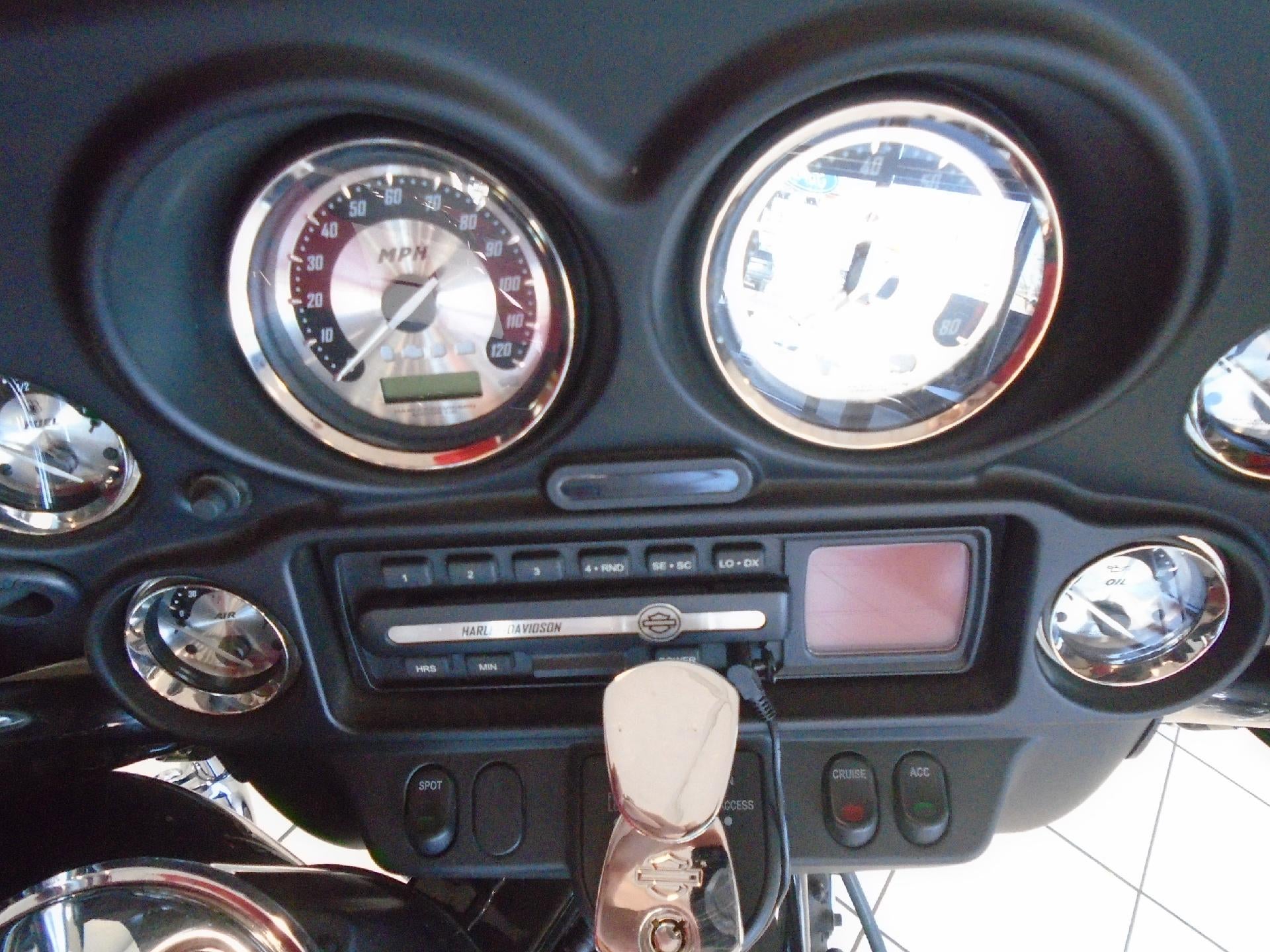 2004 Harley Davidson FLHTI Base