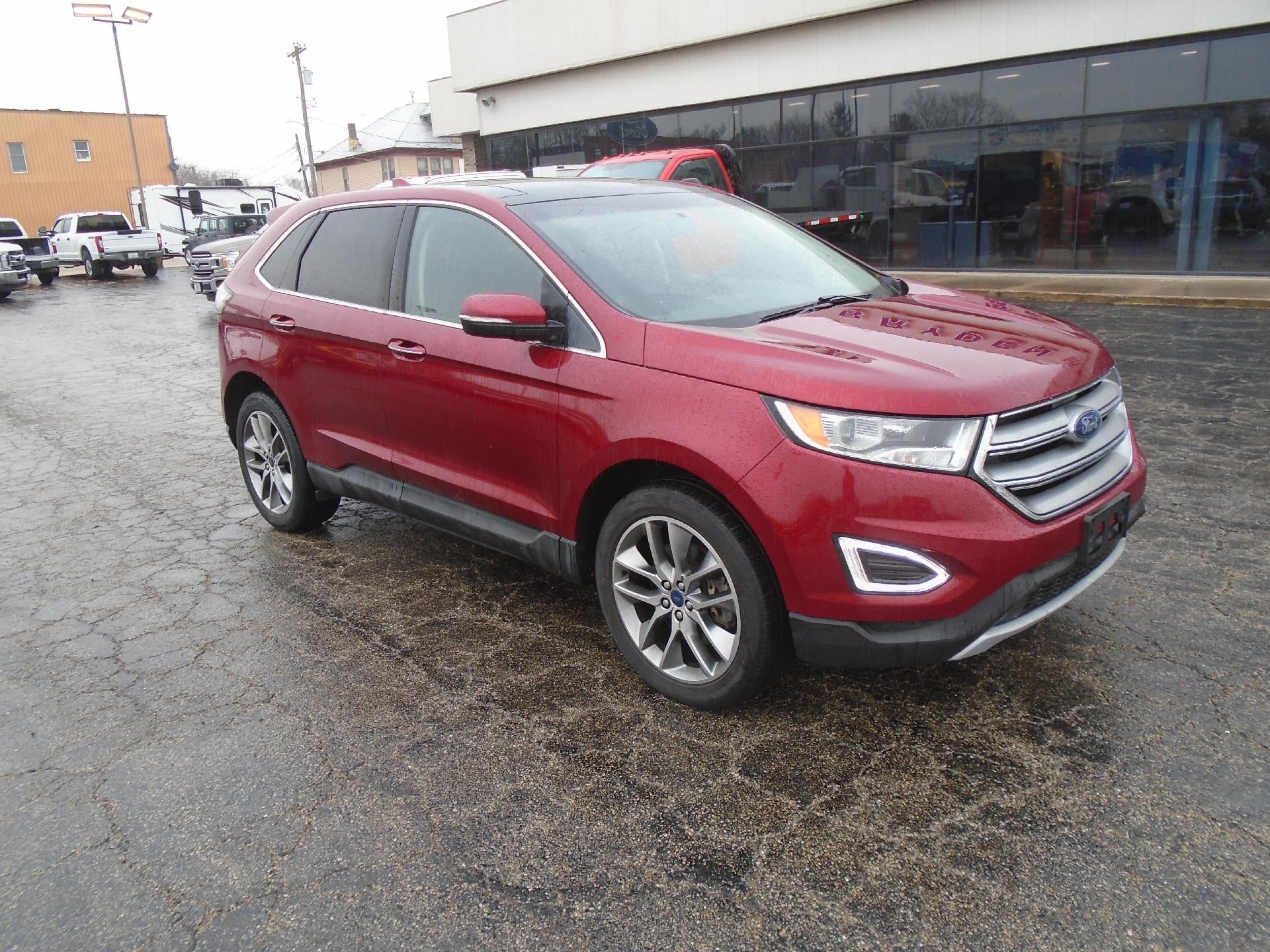 2016 Ford Edge 4dr Titanium AWD
