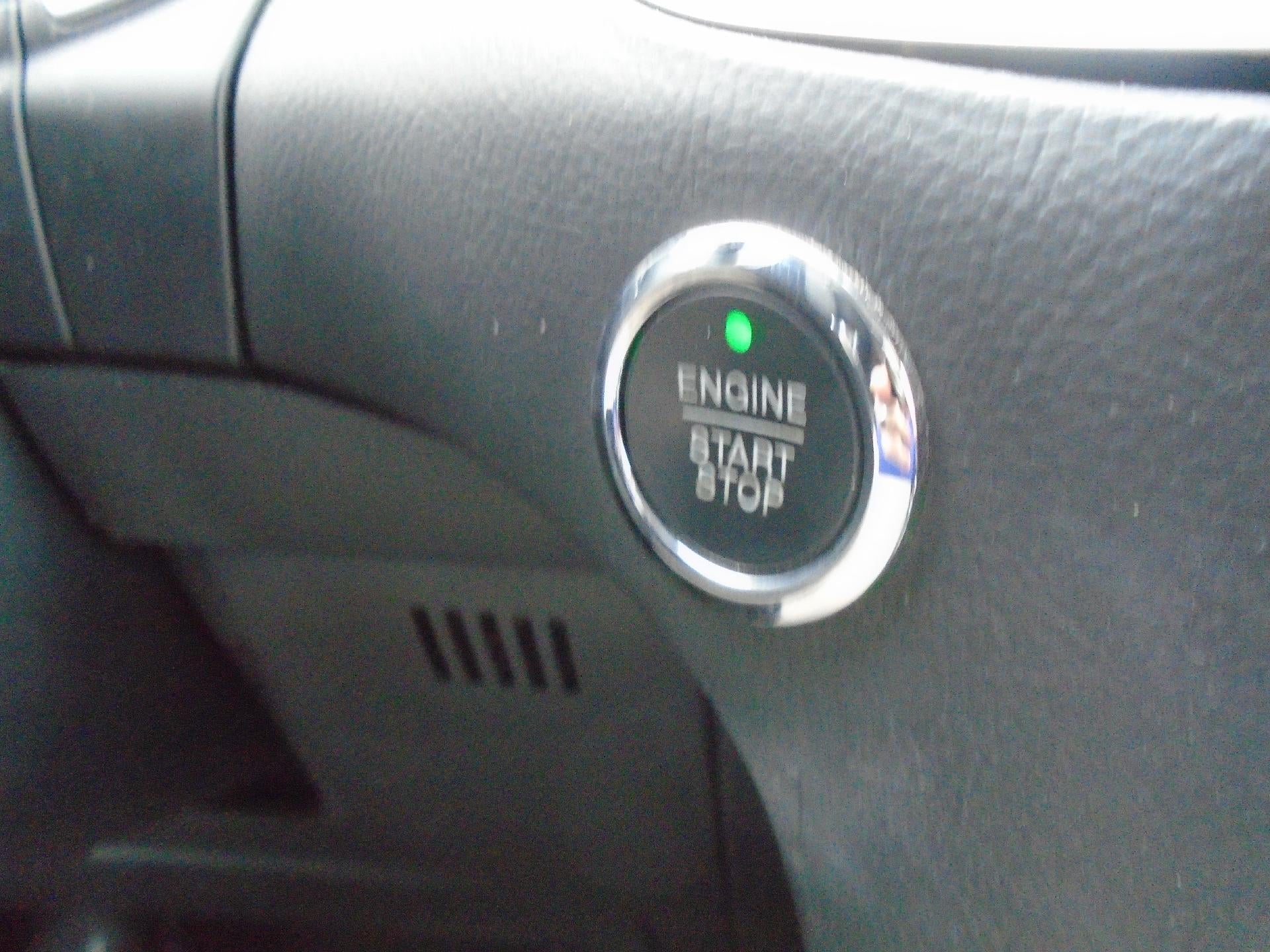 2016 Ford Edge 4dr Titanium AWD