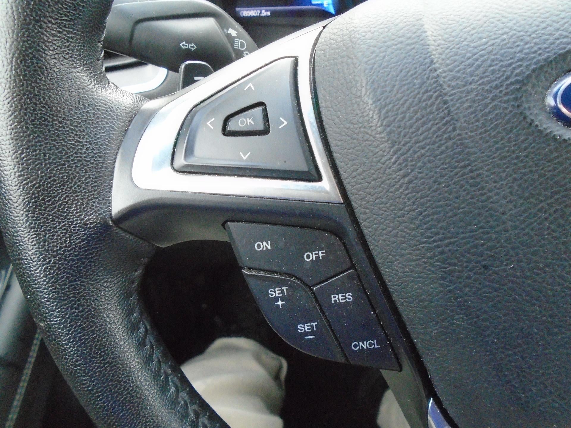 2016 Ford Edge 4dr Titanium AWD