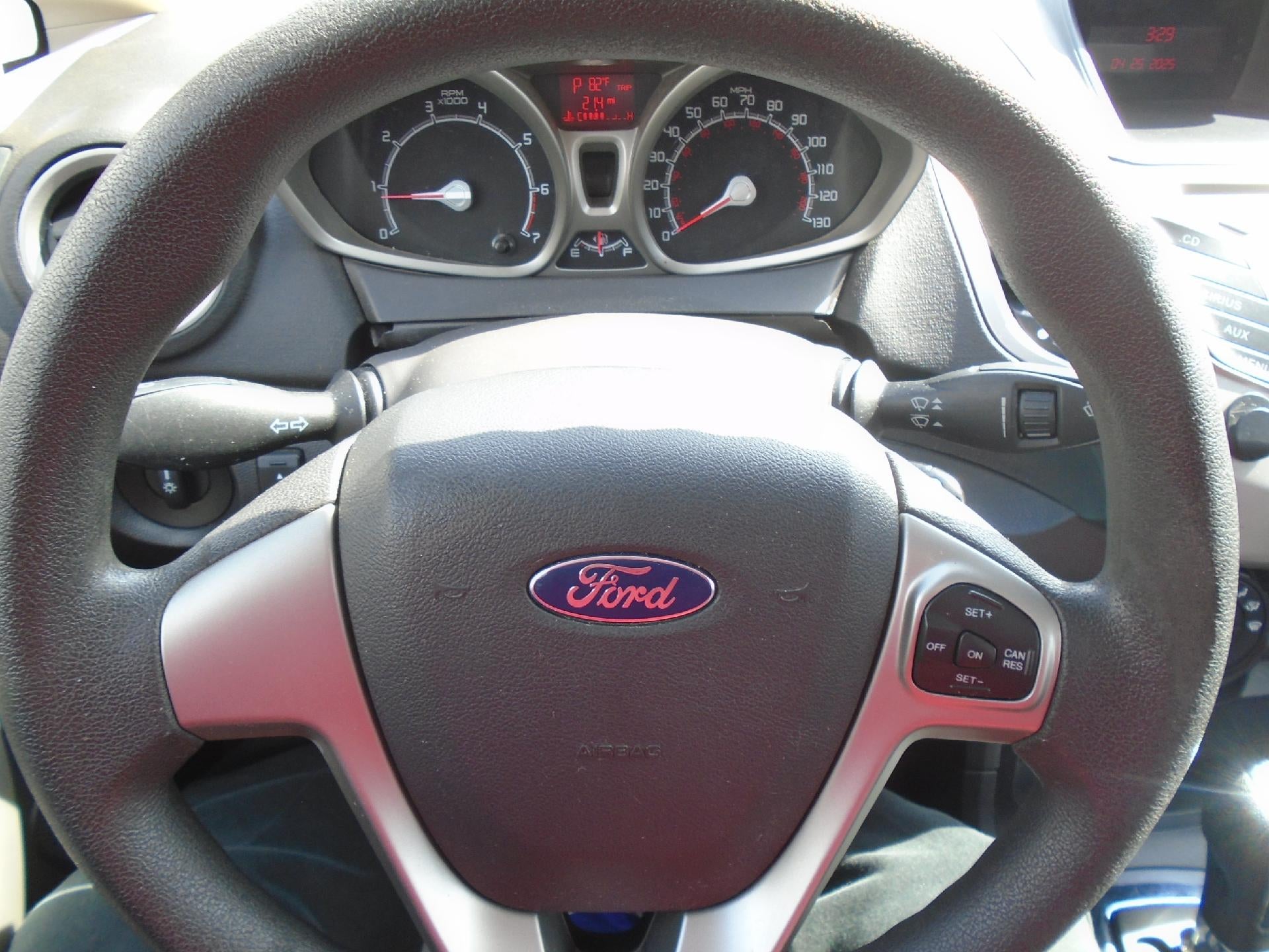 2013 Ford Fiesta 5dr HB SE