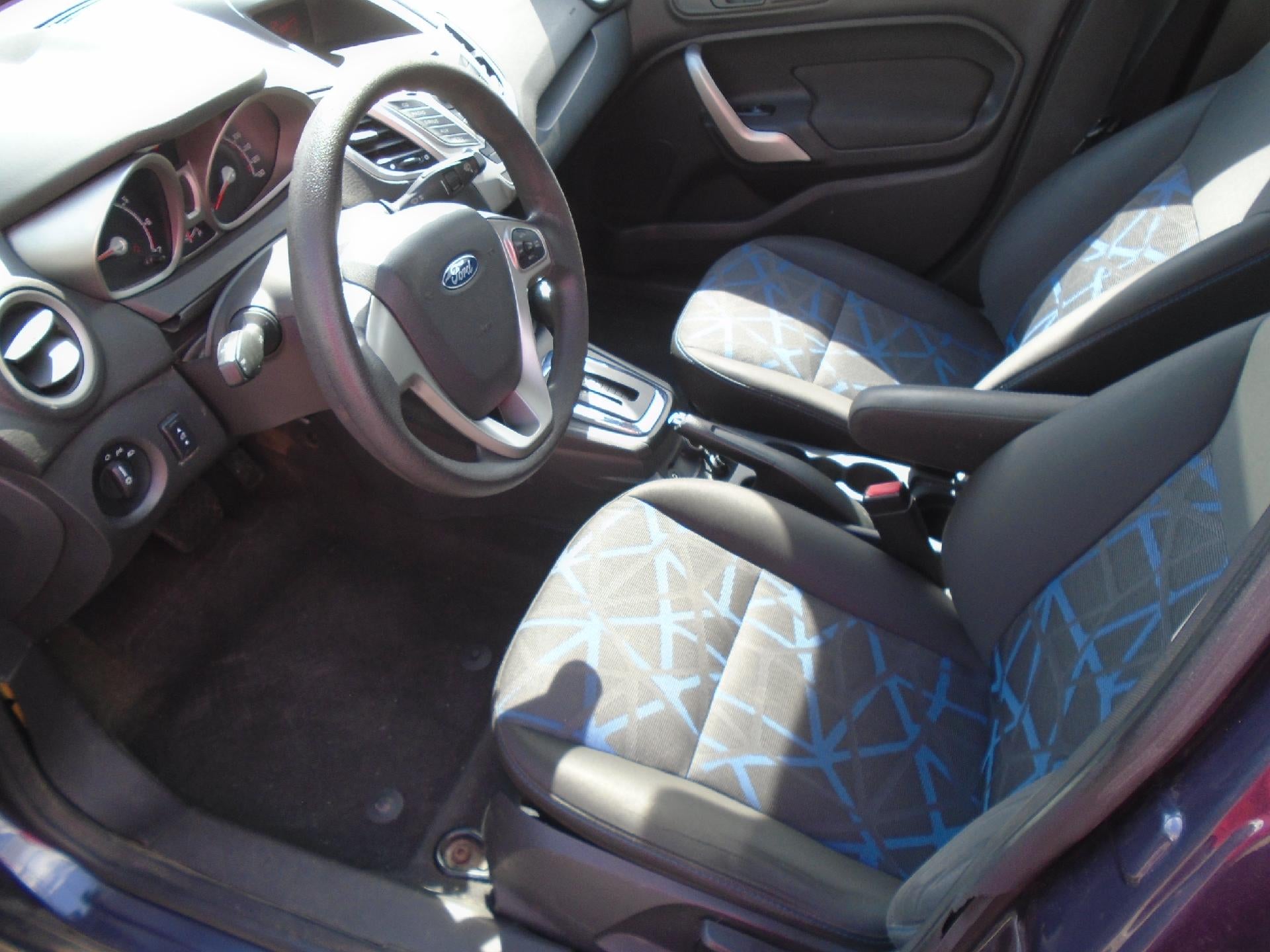 2013 Ford Fiesta 5dr HB SE