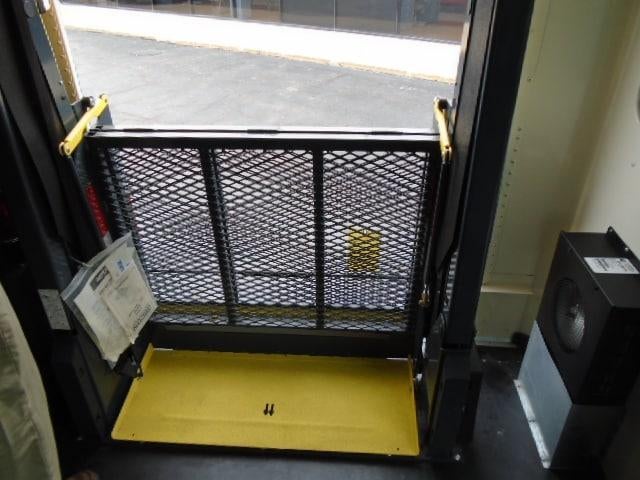 2008 Ic Corporation 3000 Base