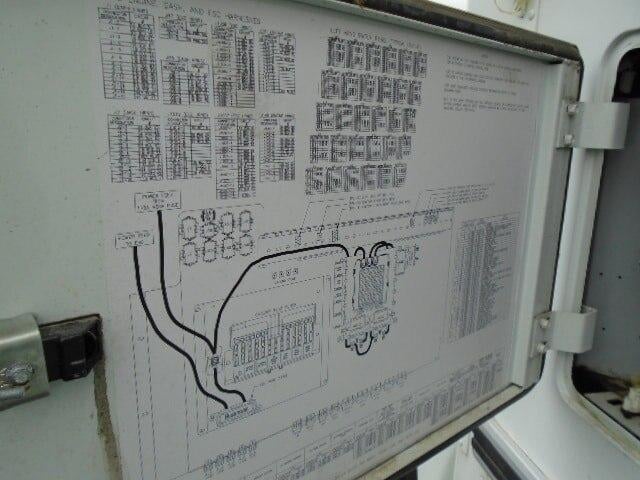 2008 Ic Corporation 3000 Base