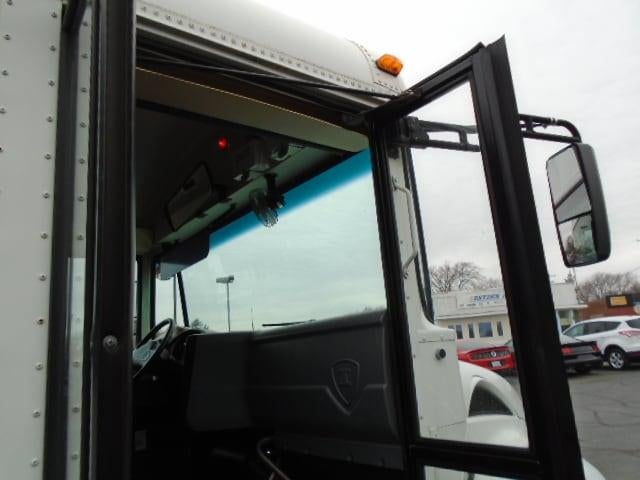 2008 Ic Corporation 3000 Base