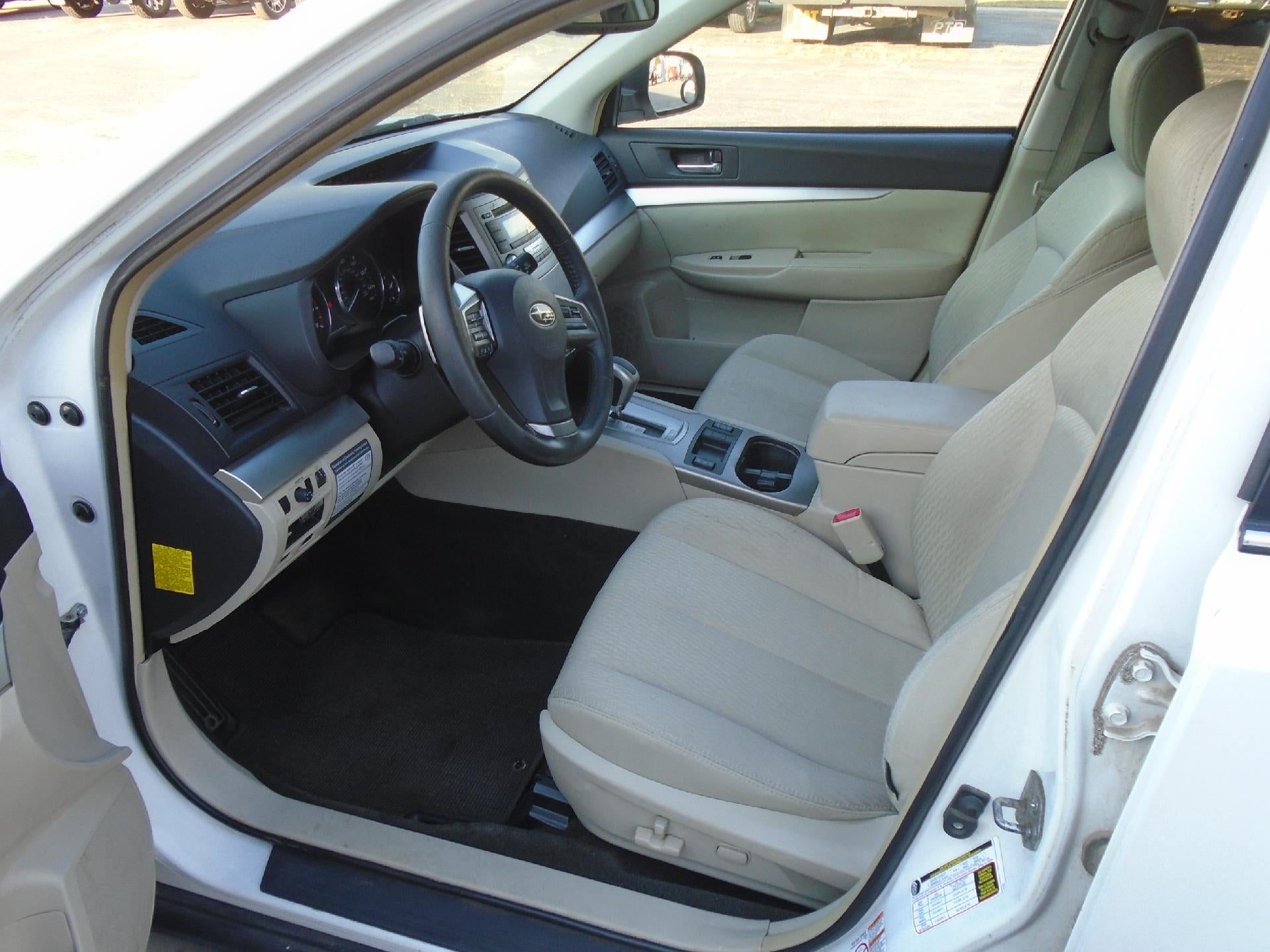 2012 Subaru Outback 2.5i Premium Automatic