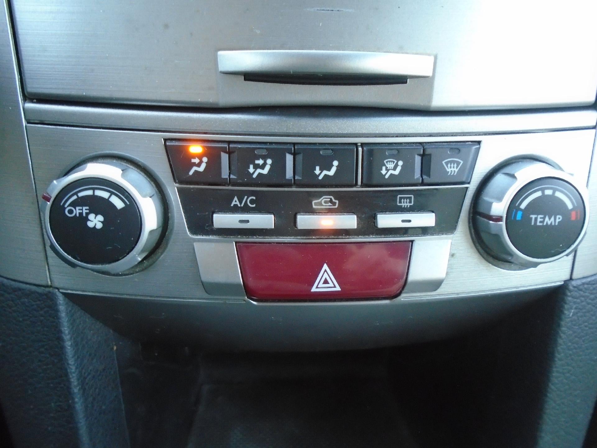 2012 Subaru Outback 2.5i Premium Automatic