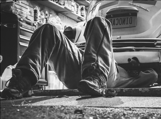 The Works® Package Synthetic Blend Oil Change and More